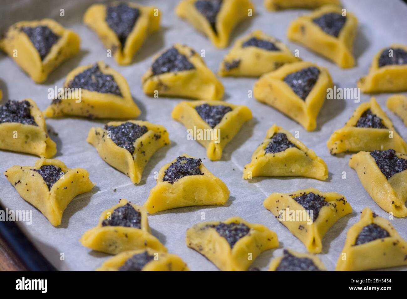 Triangular pastry pocket hi-res stock photography and images - Alamy