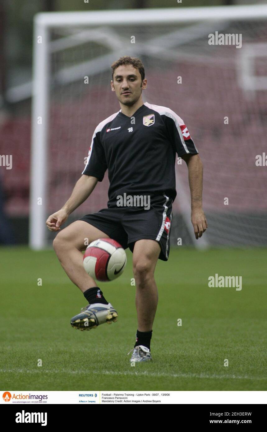 Football Palermo Training Upton Park 06 07 13 9 06 Francesco Parravicini Mandatory Credit Action Images Andrew Boyers Stock Photo Alamy