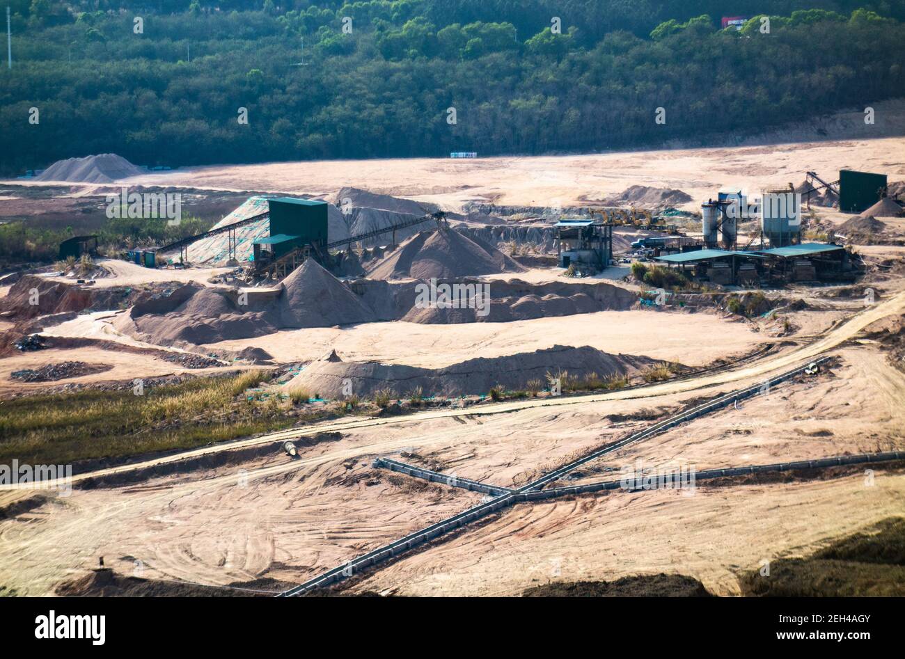 Facility to process sand in Shenzhen, China Stock Photo