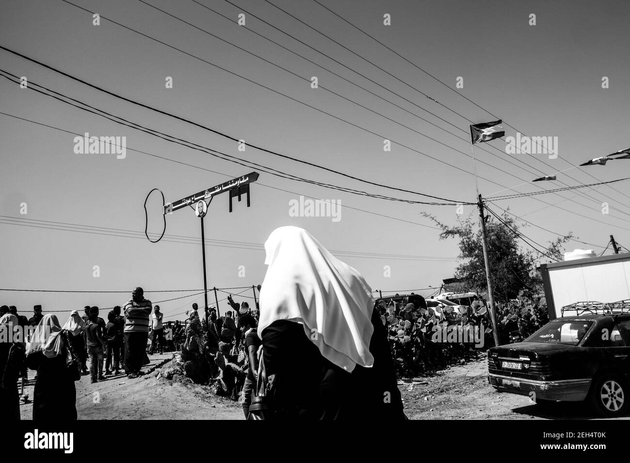 View of a key (The Key, symbol of the Right of Return for all Palestinian refugees) installed at the entrance of the gathering place for the 70th anniversary of the Nakba (Day of Disaster), which marks the displacement that preceded and followed the 1948 Israeli Declaration of Independence. May 14, 2018. Malaka. Gaza Strip. Palestine. Stock Photo