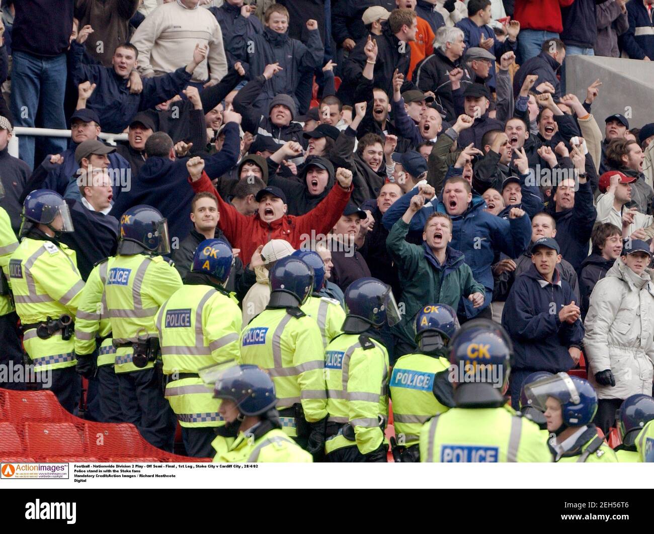 Football Nationwide Division 2 Play Off Semi Final 1st Leg Stoke City V Cardiff City 28 4 02 Police Stand In With The Stoke Fans Mandatory Credit Action Images Richard Heathcote Digital Stock Photo Alamy