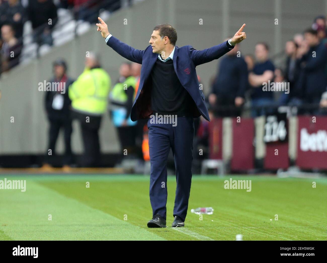 Britain Soccer Football - West Ham United v Sunderland - Premier League - London Stadium - 22/10/16 West Ham United manager Slaven Bilic Reuters / Paul Hackett Livepic EDITORIAL USE ONLY. No use with unauthorized audio, video, data, fixture lists, club/league logos or 'live' services. Online in-match use limited to 45 images, no video emulation. No use in betting, games or single club/league/player publications.  Please contact your account representative for further details. Stock Photo