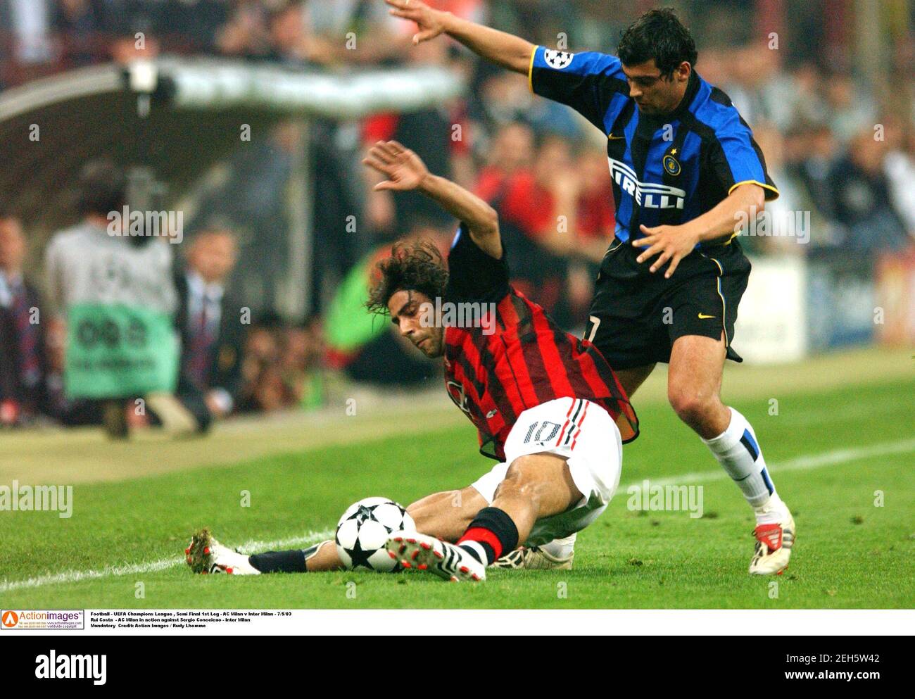 Football - UEFA Champions League , Semi Final 1st Leg - AC Milan v Inter  Milan - 7/5/03