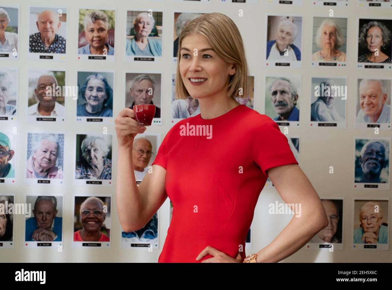 I CARE A LOT 2020 Netflix/Amazon Studios film with Rosamund Pike Stock Photo