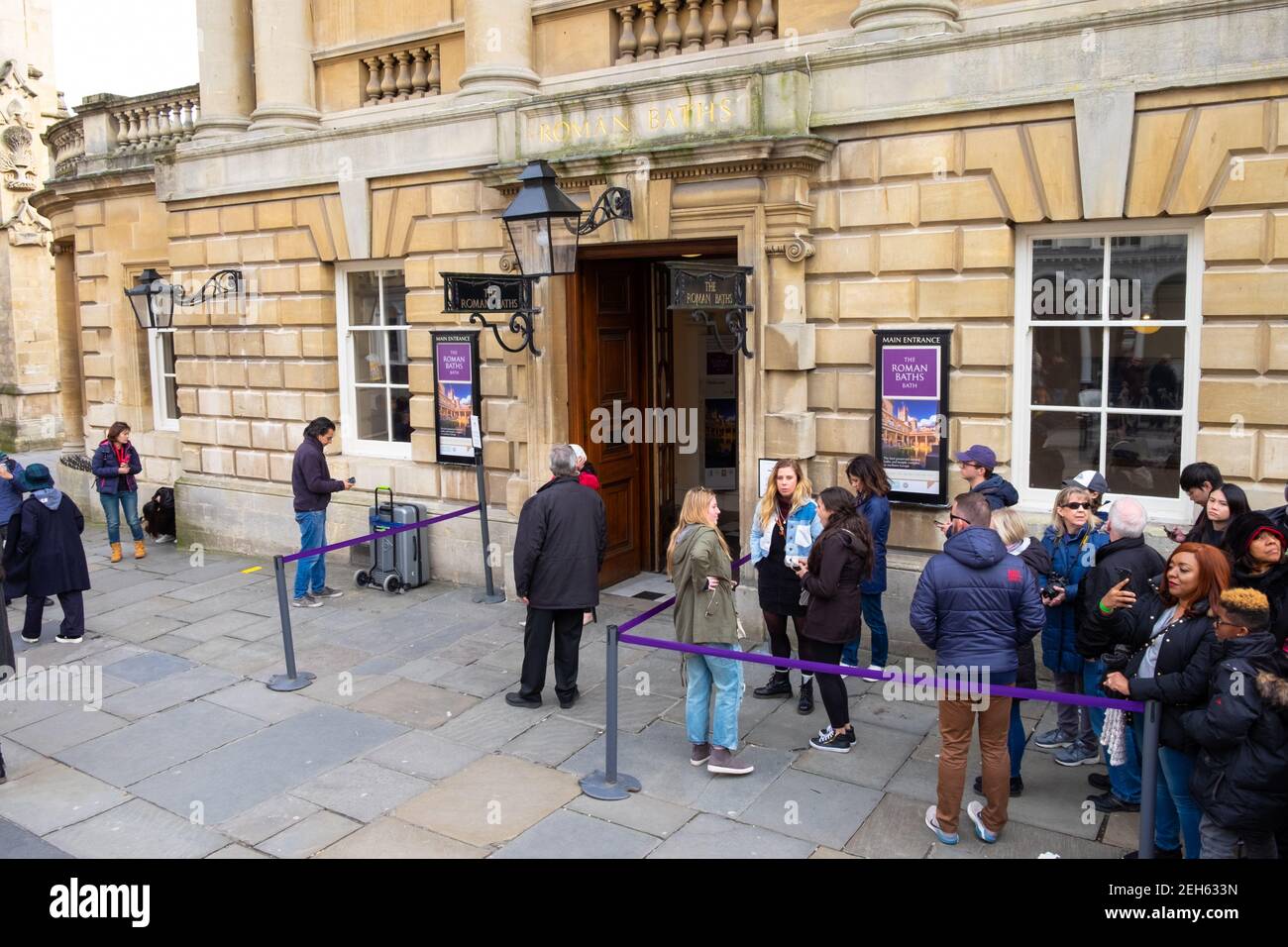 Roman baths, queue of people, bath, somerset, uk Stock Photo - Alamy