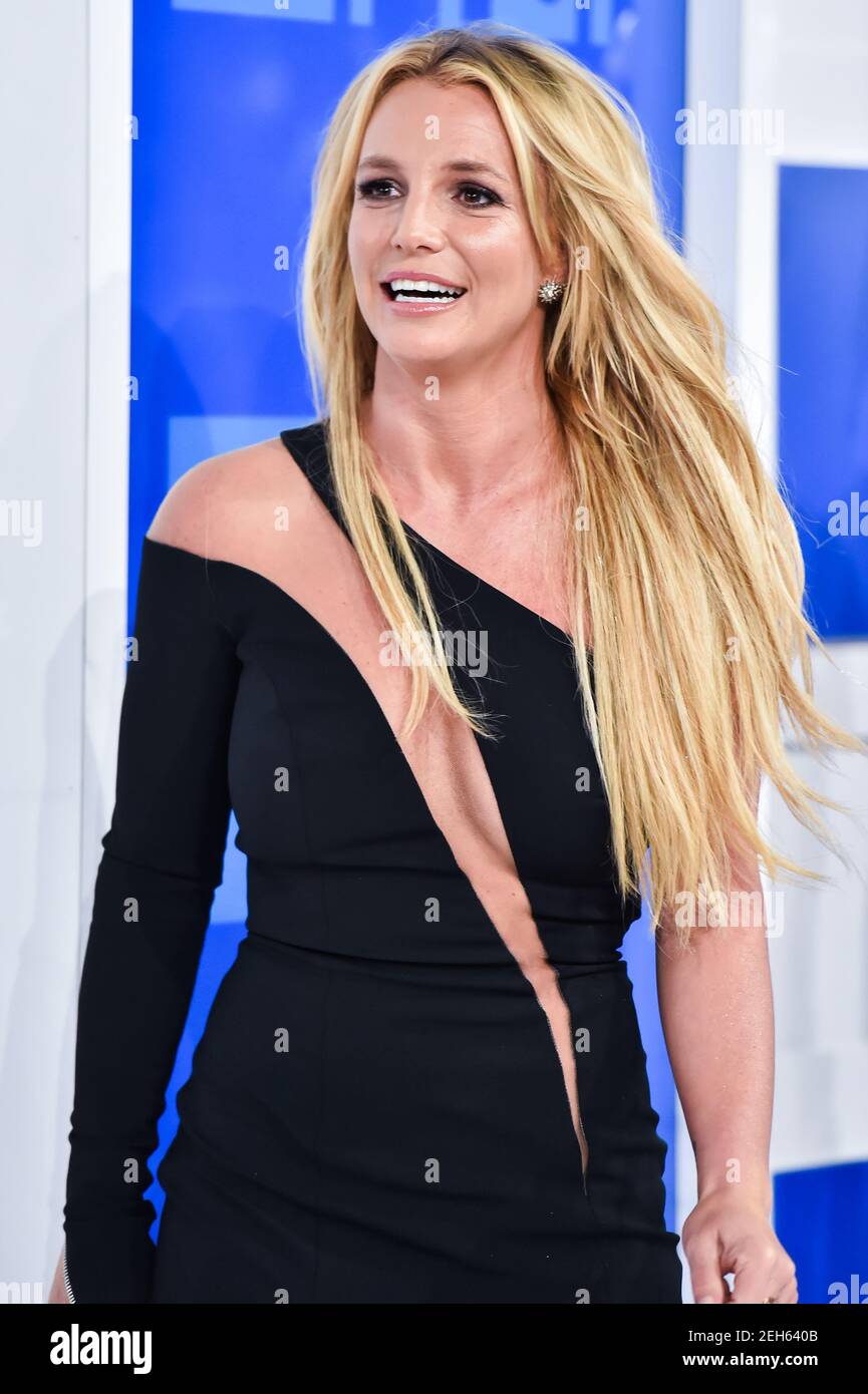 Britney Spears Arrives At The 2016 Mtv Video Music Awards Held At Madison Square Garden In New