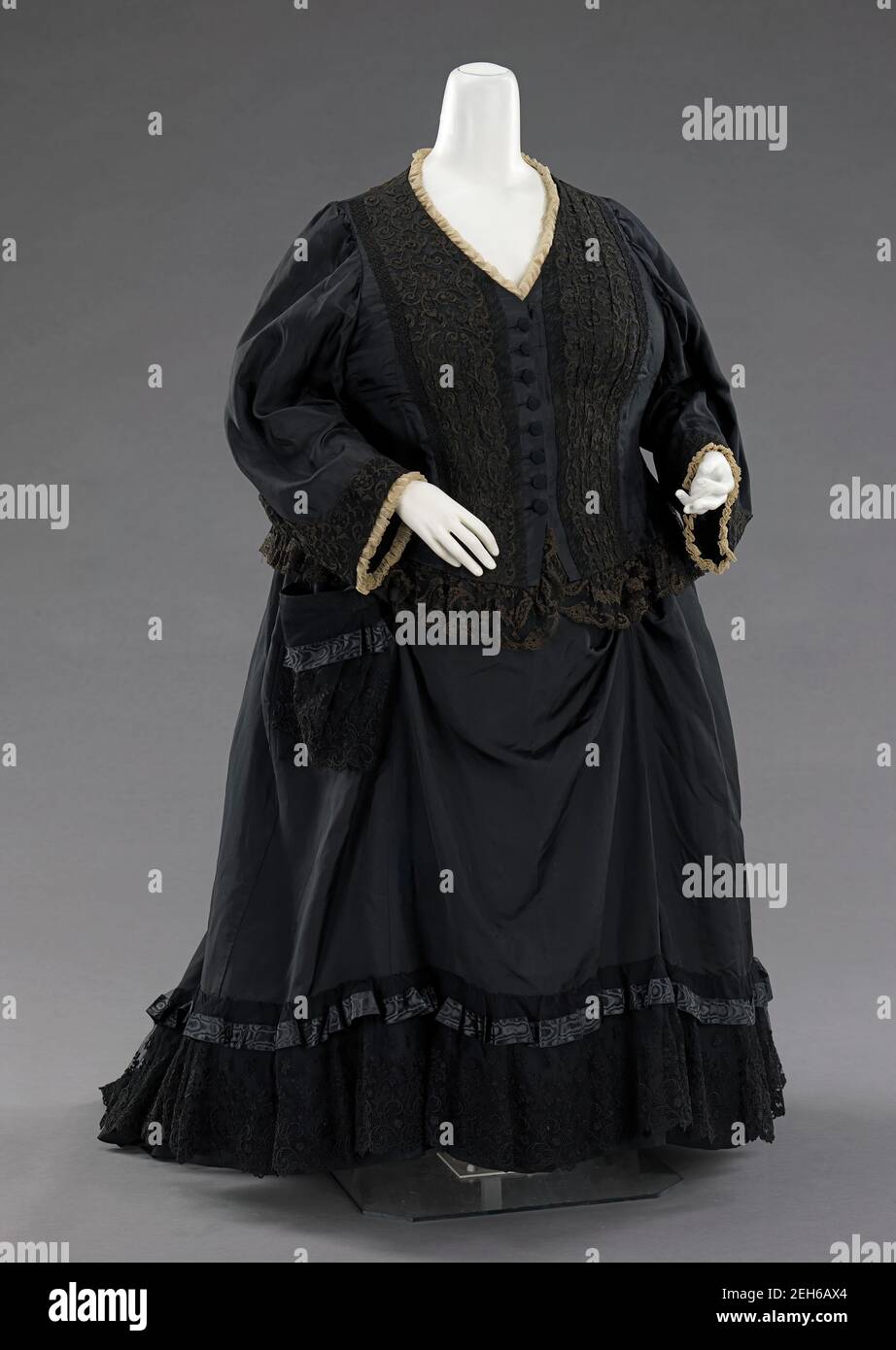 Mourning dress, British, 1894. [Worn by Queen Victoria.] Stock Photo