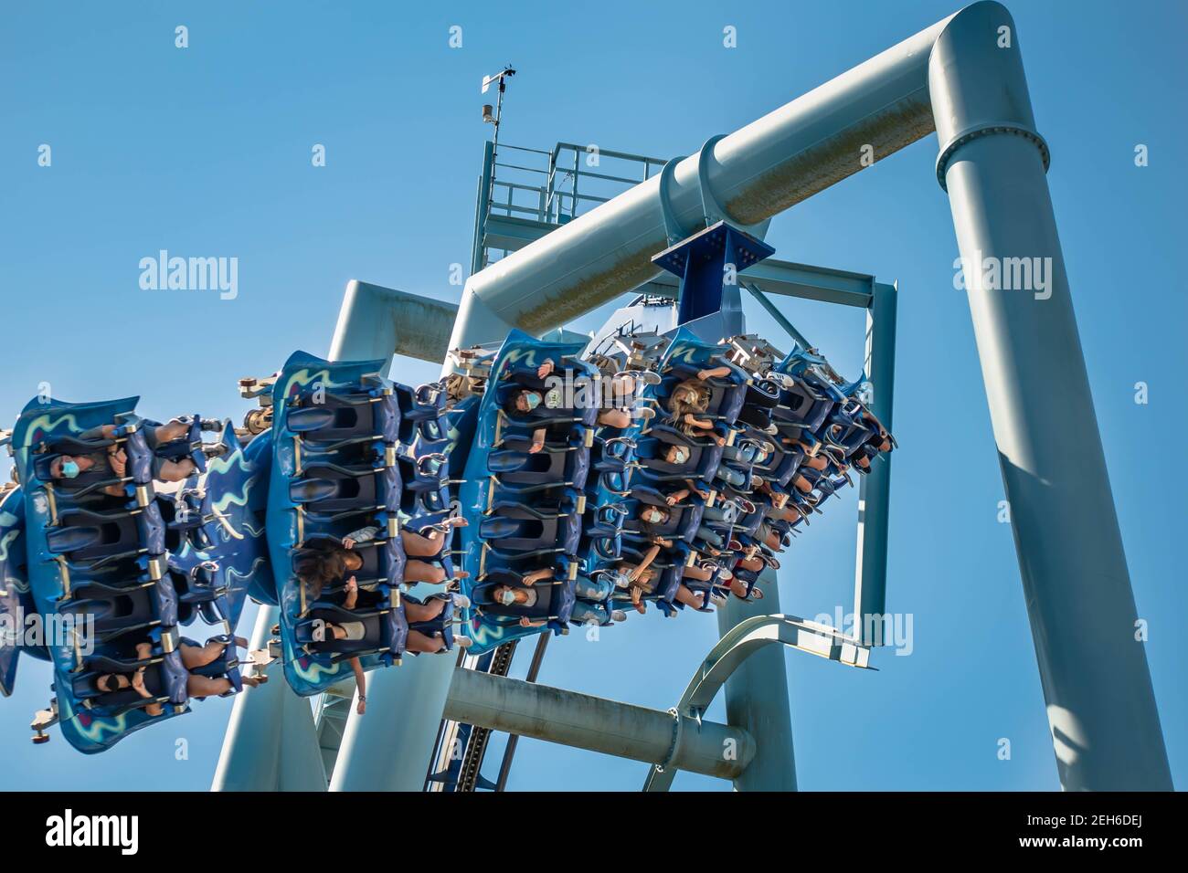 Roller coaster seaworld hi-res stock photography and images - Alamy