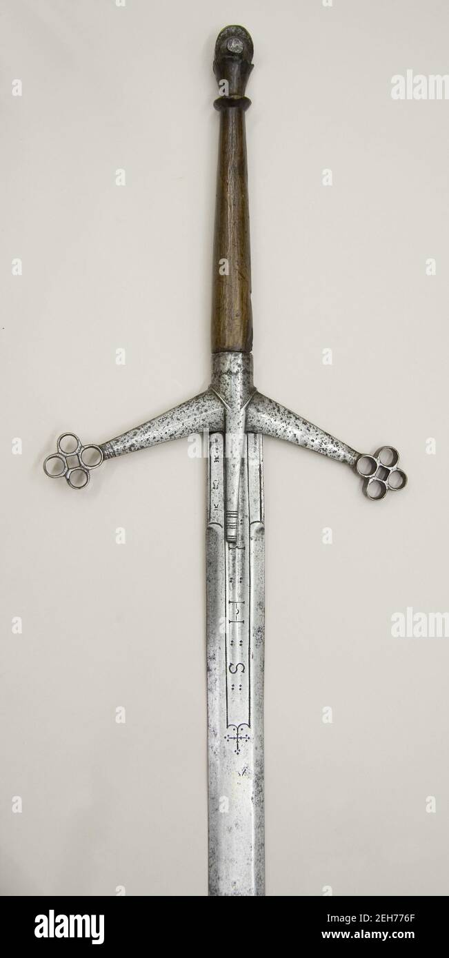 Claymore Scotland High Resolution Stock Photography And Images Alamy Claymore Scotland High Resolution Stock Photography And Images Alamy