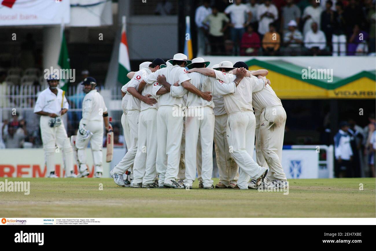 Cricket India V England First Test Nagpur India 5 3 06 England S Players In A Team Huddle After Play Ended On The Last Day Mandatory Credit Action Images Jason O Brien Stock Photo Alamy Cricket India V England First Test Nagpur India 5 3 06 England S Players In A Team Huddle After Play Ended On The Last Day Mandatory Credit Action Images Jason O Brien Stock Photo Alamy