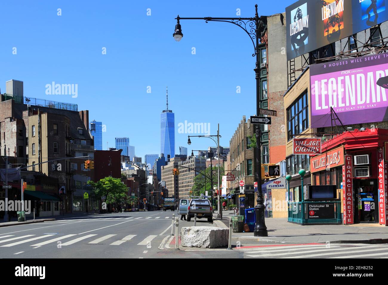 Seventh Avenue South empty with no traffic during coronavirus, Covid-19 pandemic, view of 1 World Trade Center, West Village, Greenwich Village, Manhattan, New York City, USA June 2020 Stock Photo