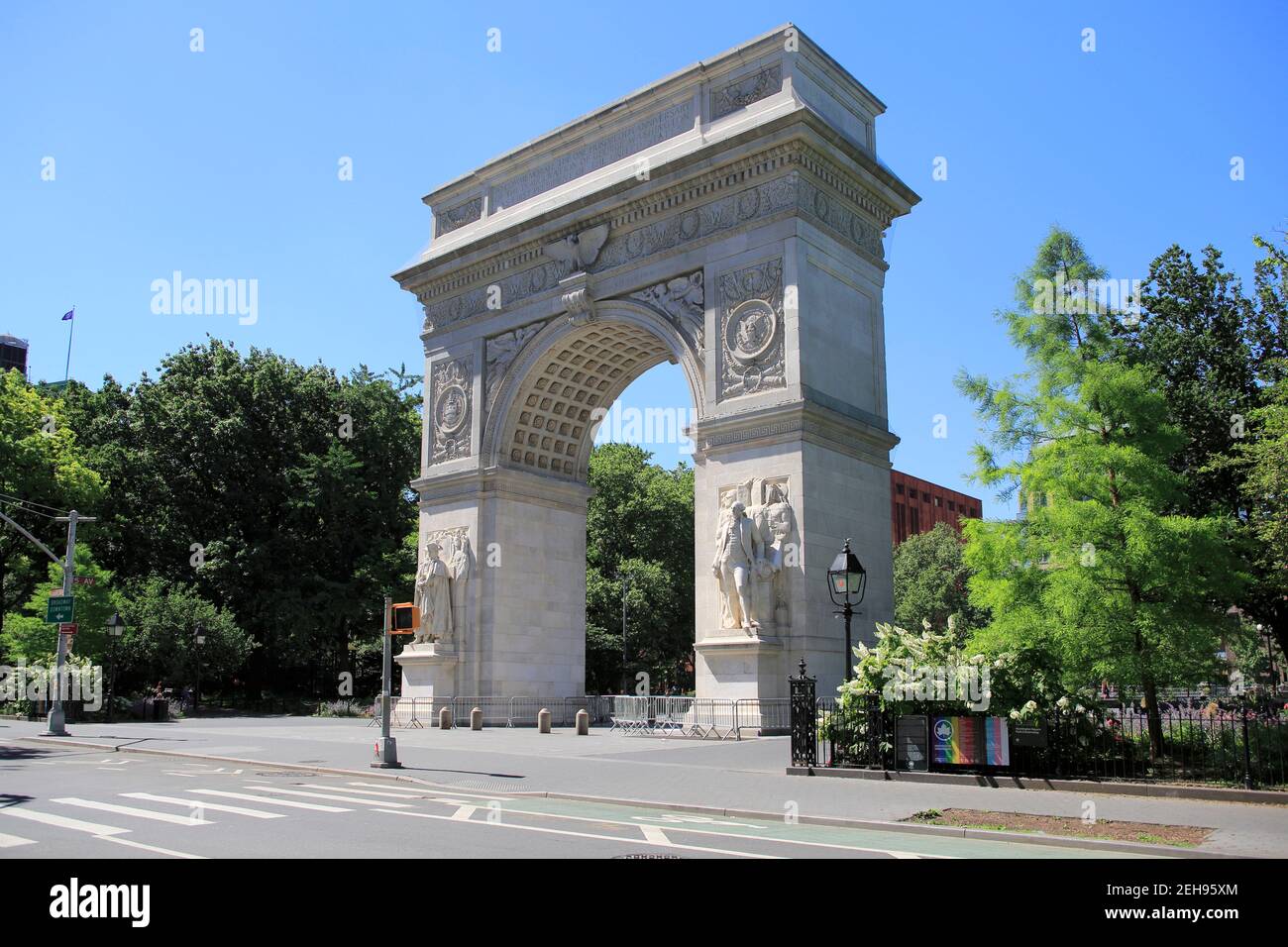 Washington Square Arch, Washington Square Park, Greenwich Village, Manhattan, New York City, USA Stock Photo