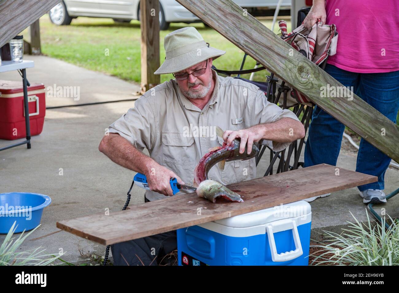 Electric knife hires stock photography and images Alamy