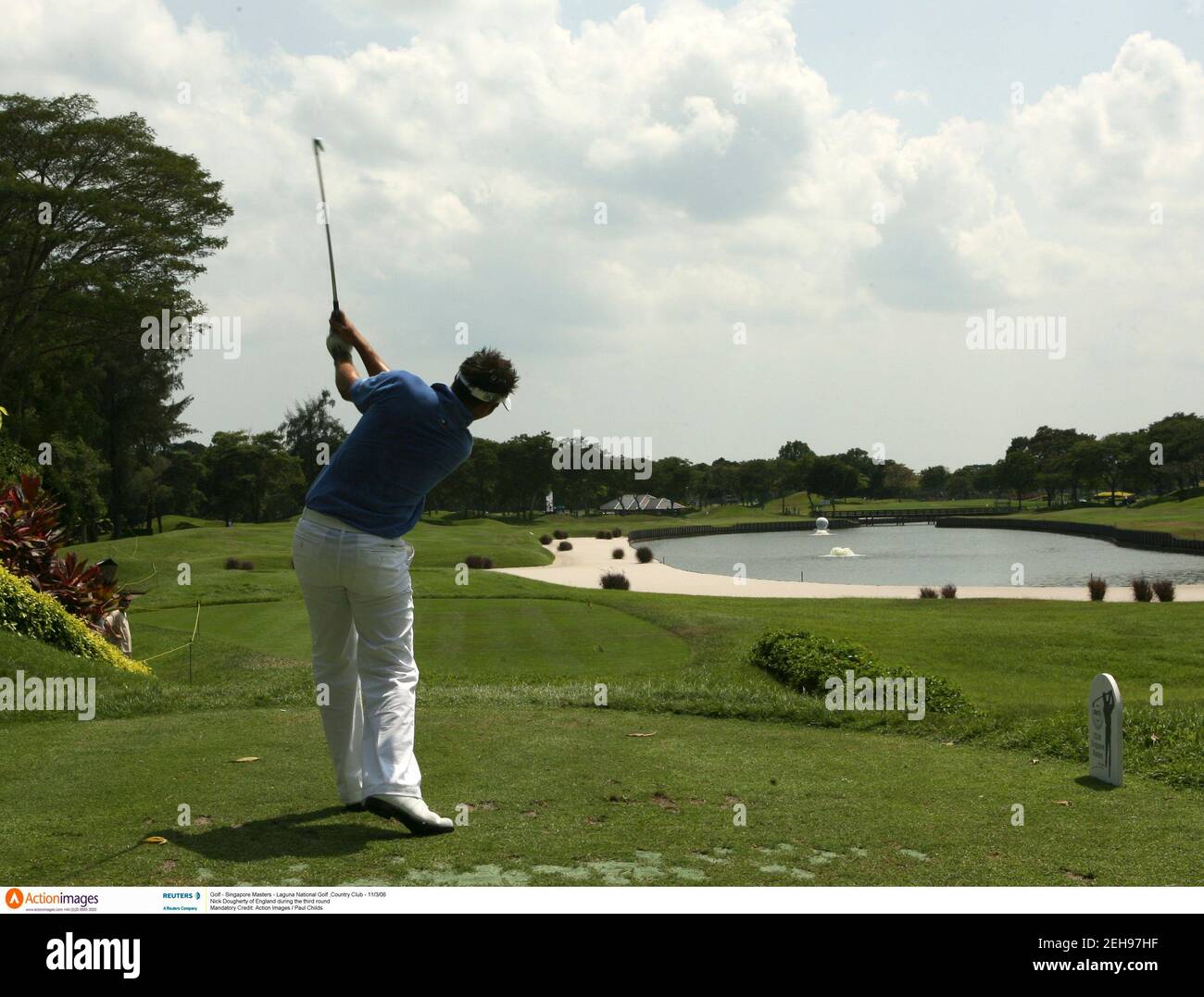 Golf - Singapore Masters - Laguna National Golf & Country Club - 11/3/06  Nick Dougherty of England during the third round Mandatory Credit: Action  Images / Paul Childs Stock Photo - Alamy