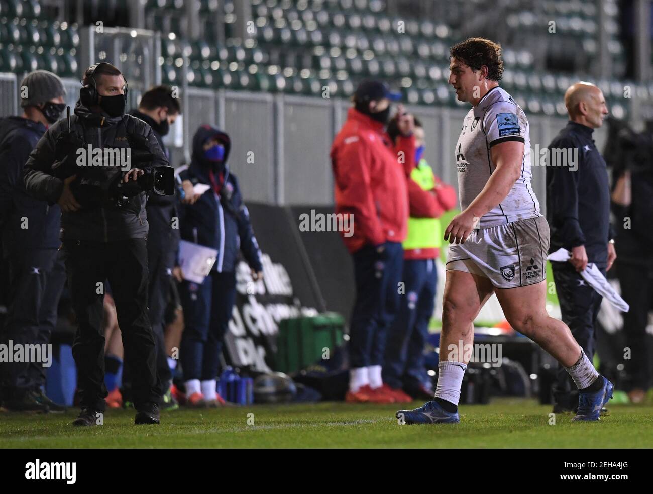 Recreation Ground, Bath, Somerset, UK. 19th Feb, 2021. English