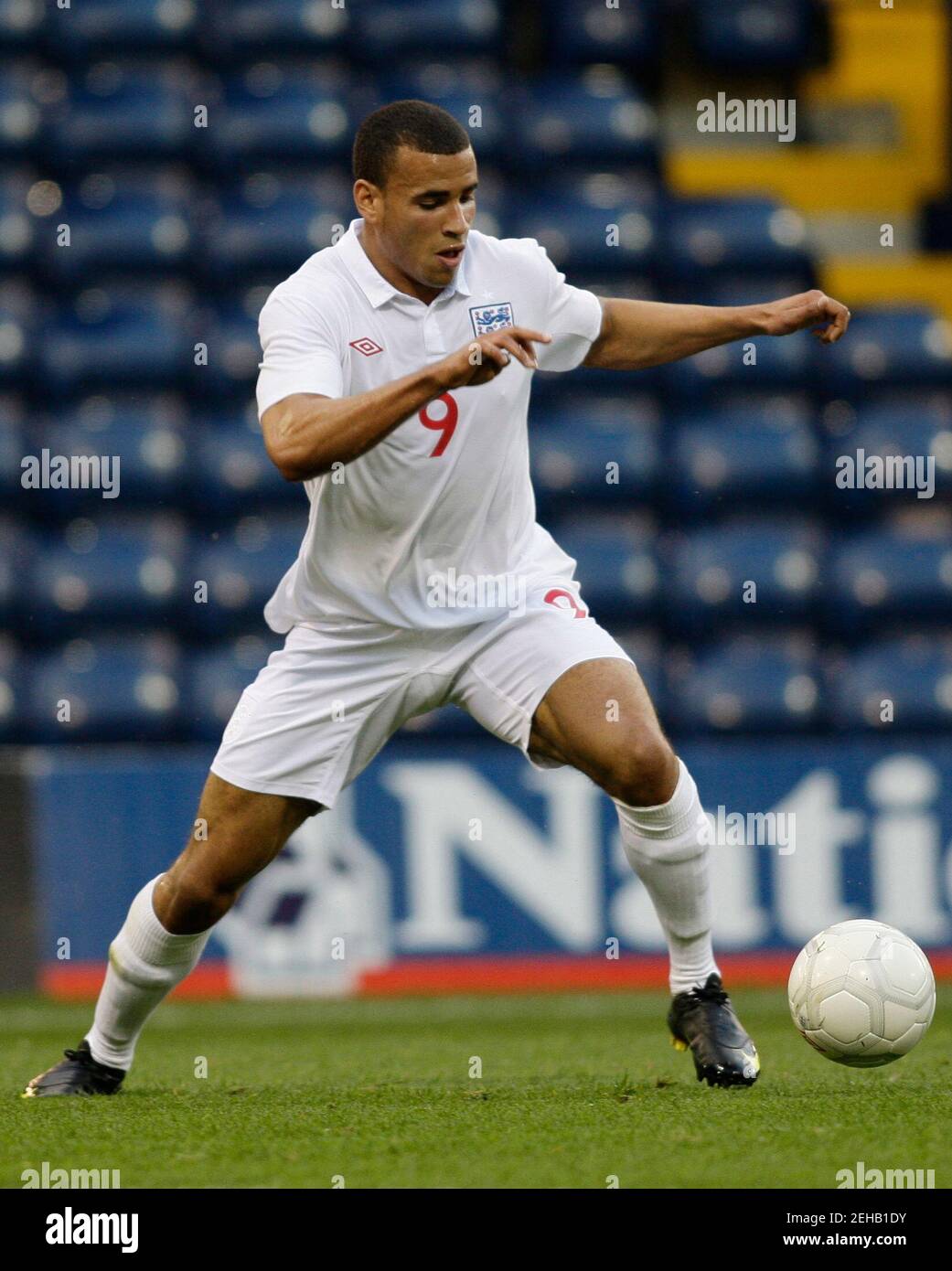 Football Stock 11 8 09 Hal Robson Kanu England U Mandatory Credit Action Images Andrew Boyers Stock Photo Alamy