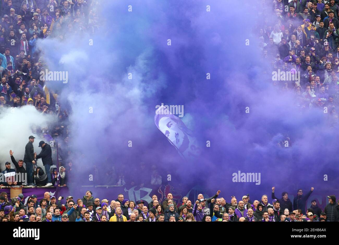 Soccer Football - Serie A - Fiorentina vs Benevento Calcio - Stadio Artemio Franchi, Florence, Italy - March 11, 2018   Fiorentina fans with a banner of former player Davide Astori before the match   REUTERS/Alessandro Bianchi Stock Photo