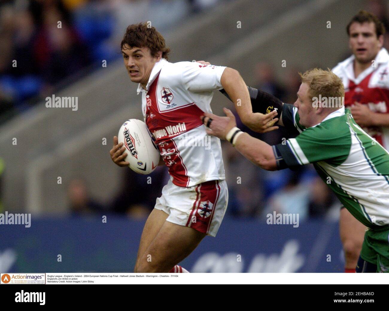 Rugby League - England v Ireland - 2004 European Nations Cup Final - Halliwell Jones Stadium - Warringron - Cheshire - 7/11/04  England's Jon Wilkin in action  Mandatory Credit: Action Images / John Sibley Stock Photo