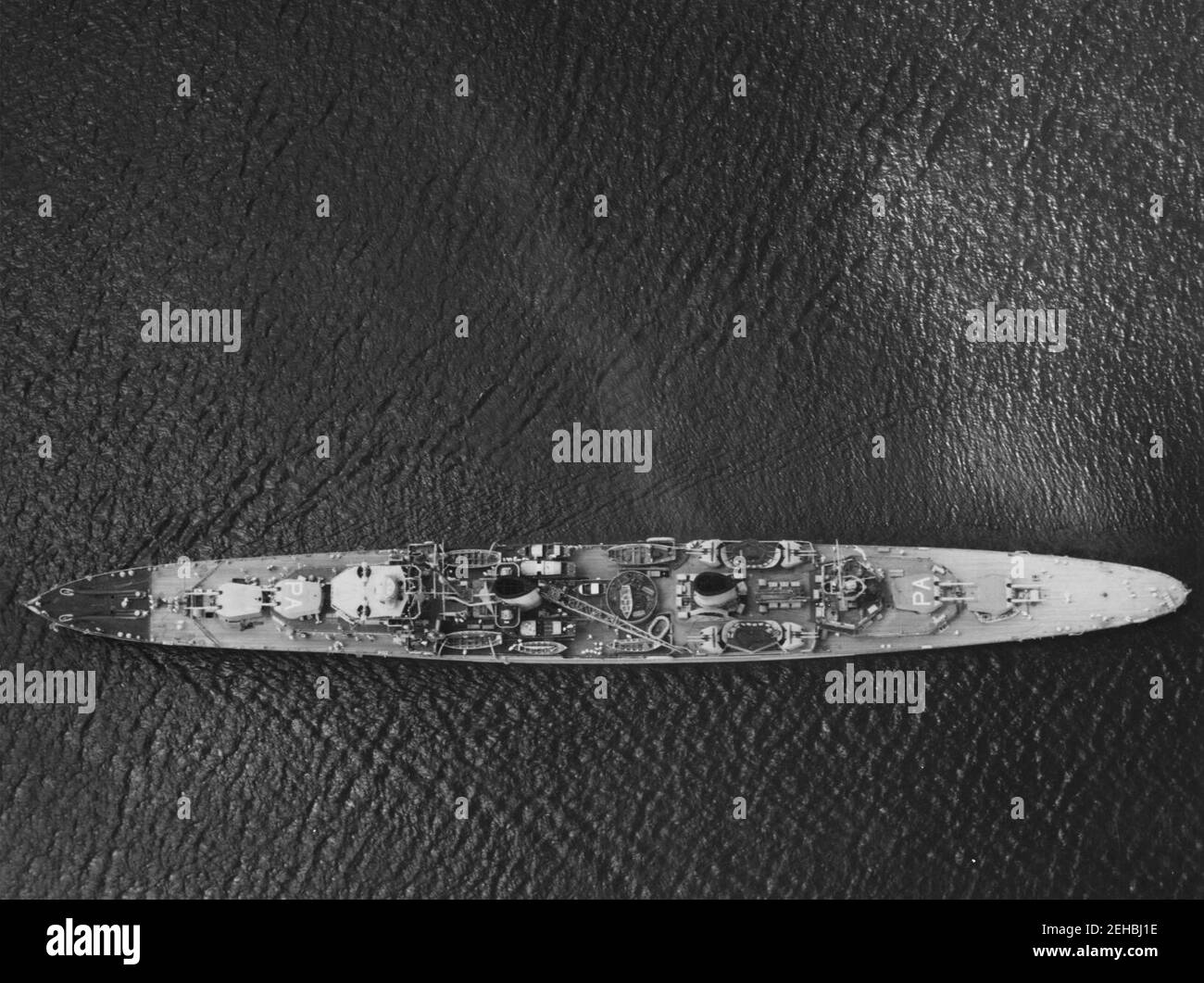 Overhead view of HMAS Perth (D29) in March 1940. Stock Photo