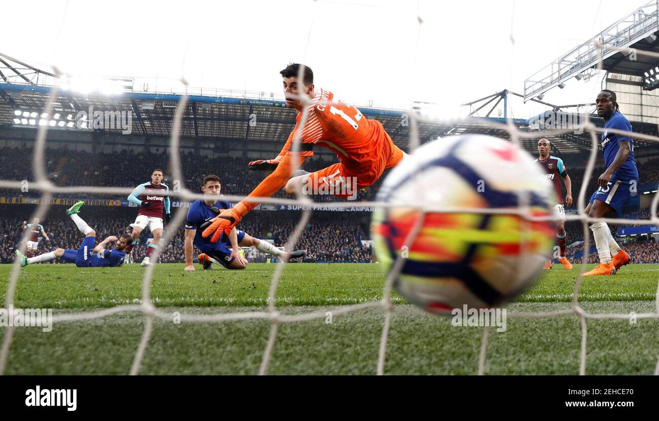 Soccer Football - Premier League - Chelsea vs West Ham United - Stamford Bridge, London, Britain - April 8, 2018   West Ham United's Javier Hernandez scores their first goal        REUTERS/Eddie Keogh    EDITORIAL USE ONLY. No use with unauthorized audio, video, data, fixture lists, club/league logos or 'live' services. Online in-match use limited to 75 images, no video emulation. No use in betting, games or single club/league/player publications.  Please contact your account representative for further details. Stock Photo