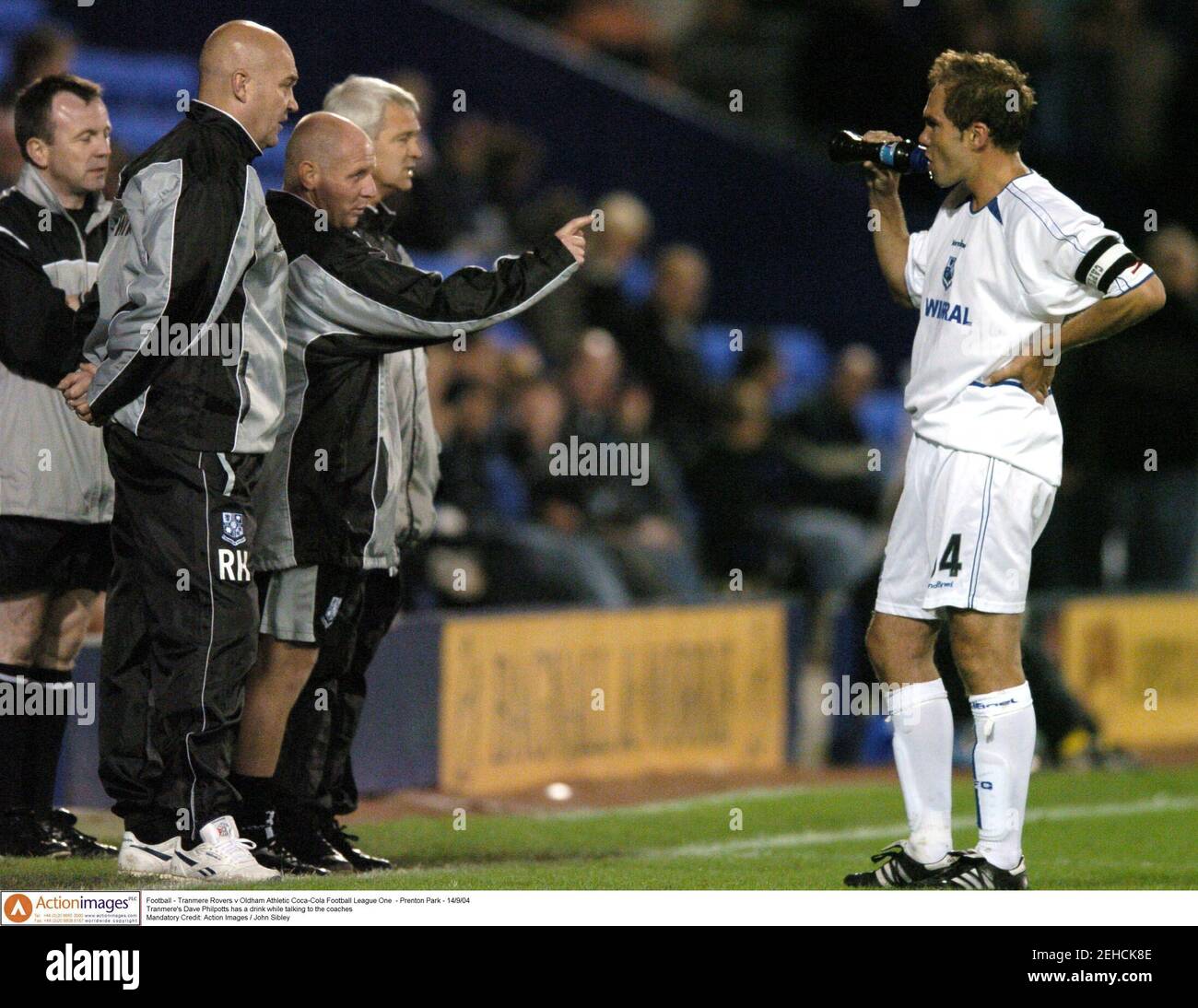Football - Tranmere Rovers v Oldham Athletic Coca-Cola Football League One  - Prenton Park - 14/9/04  Tranmere's Dave Philpotts has a drink while talking to the coaches  Mandatory Credit: Action Images / John Sibley  04/05 Stock Photo