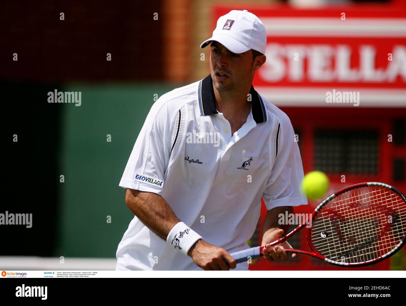 Tennis - Stella Artois Championship - Queen's Club - 12/6/06 Daniele  Bracciali - Italy in action during a first round match Mandatory Credit:  Action Images / Scott Heavey Stock Photo - Alamy