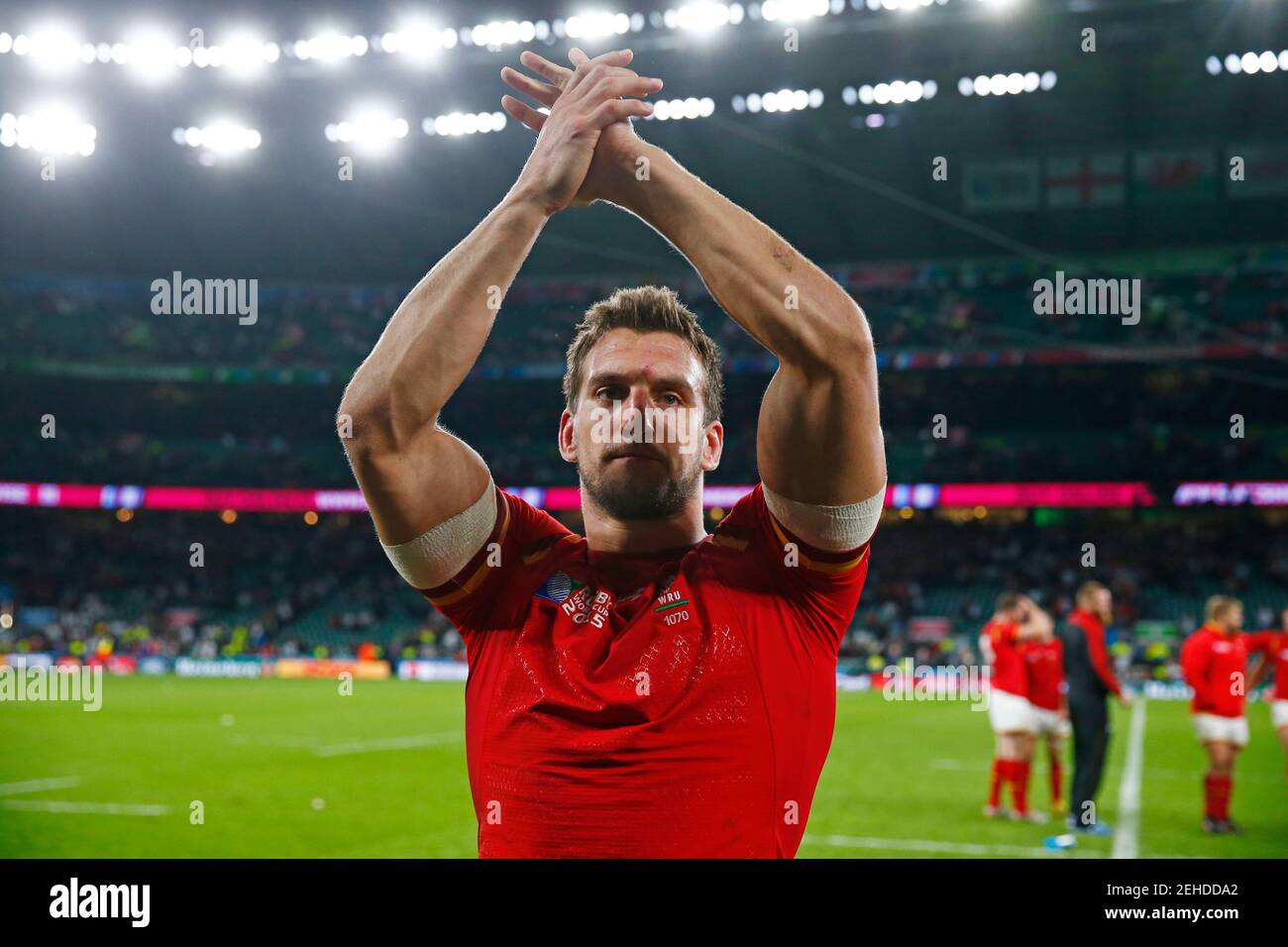 Rugby Union - England v Wales - IRB Rugby World Cup 2015 Pool A - Twickenham Stadium, London, England - 26/9/15  Sam Warburton of Wales applauds fans after victory  Reuters / Andrew Winning  Livepic Stock Photo