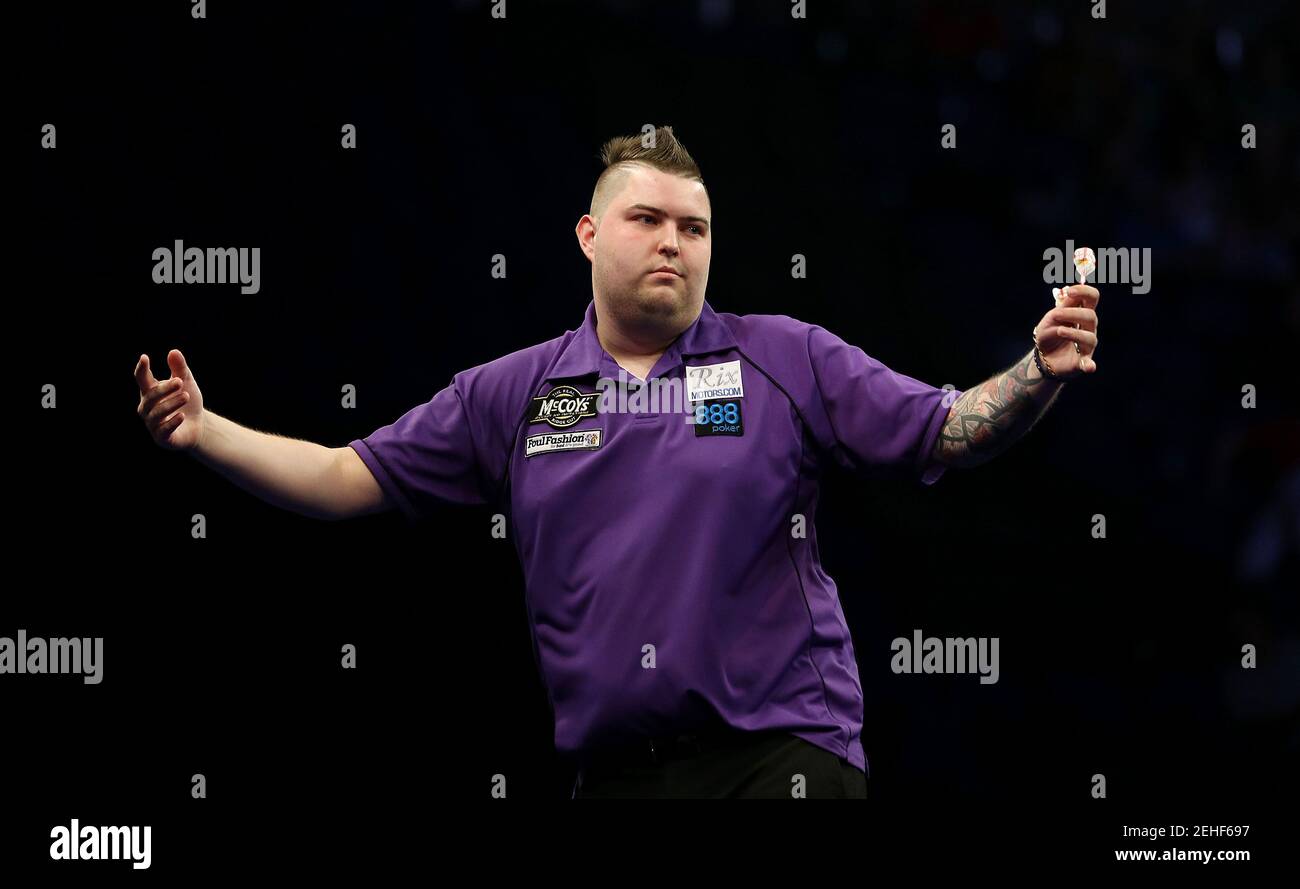 Pdc darts world championship hires stock photography and images Alamy