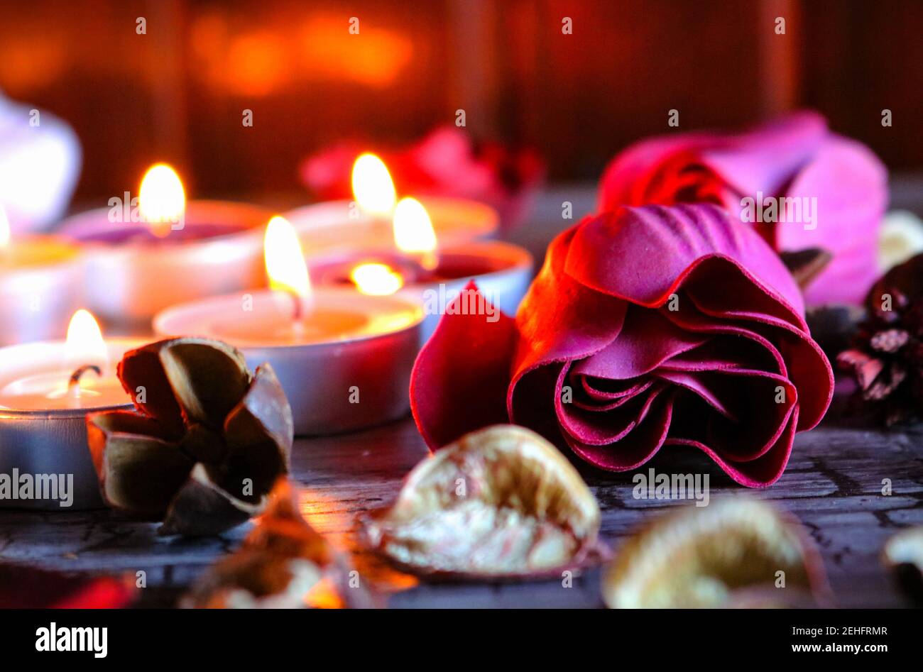 Romantic candles red rose hi-res stock photography and images - Alamy