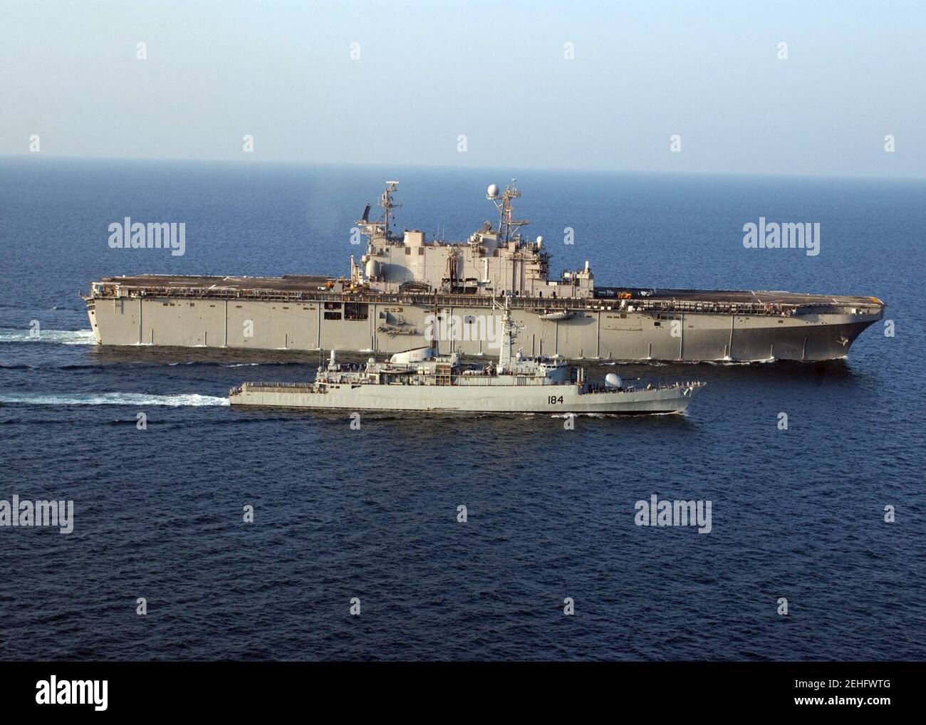 Pakistani Navy frigate PNS Badr Stock Photo Alamy