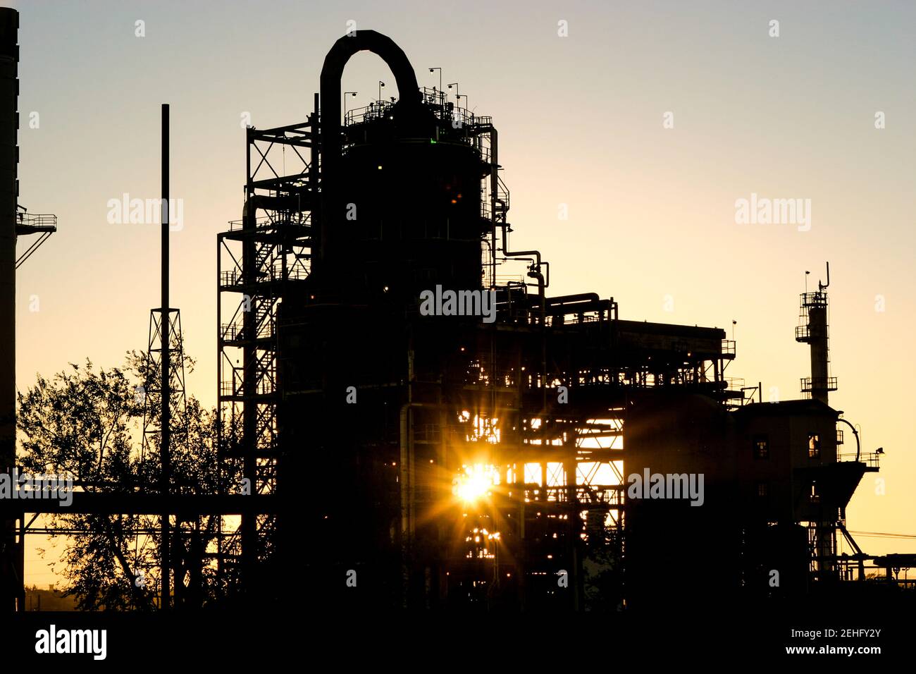 Salt lake city and refinery hi-res stock photography and images - Alamy