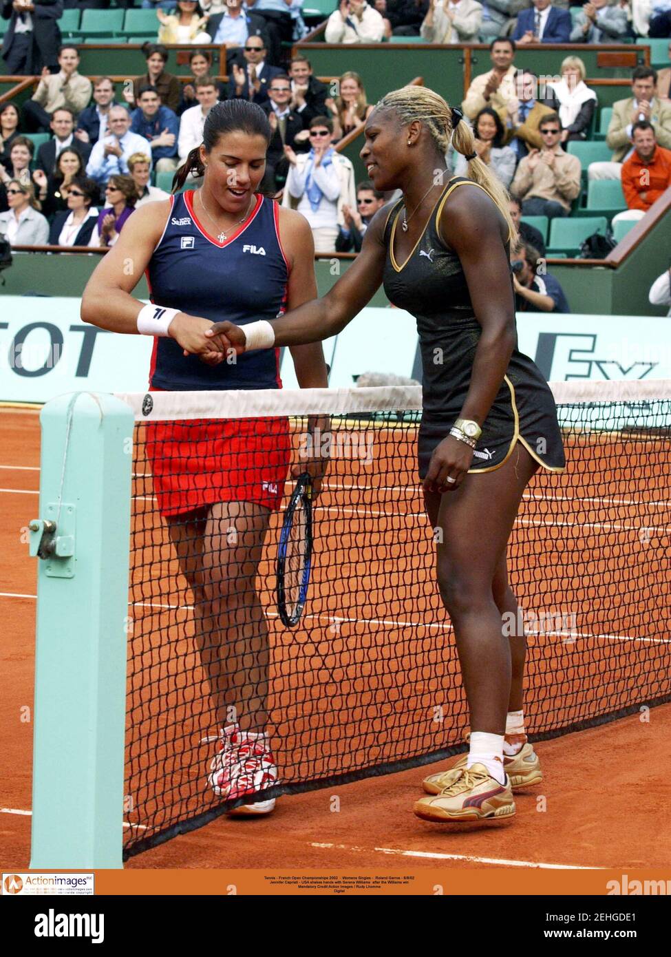 Tennis - French Open Championships 2002 - Women's Singles - Roland Garros -  6/6/02 Jennifer Capriati - USA shakes hands with Serena Williams after the  Williams win Mandatory Credit:Action Images / Rudy Lhomme Digital Stock  Photo - Alamy