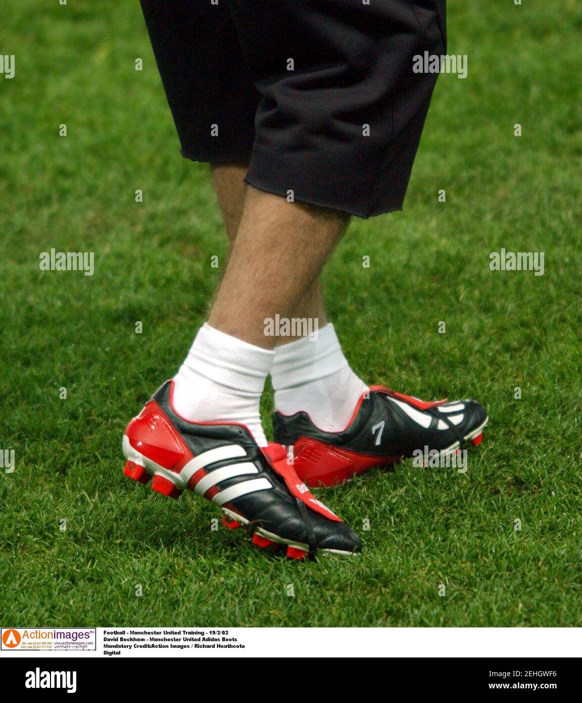 Football - Manchester United Training - 19/2/02 David Beckham - Manchester  United Adidas Boots Mandatory Credit:Action Images / Richard Heathcote  Digital Stock Photo - Alamy