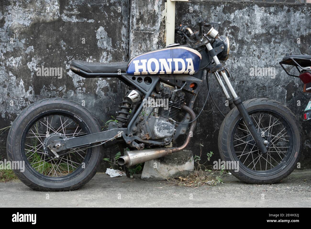 Old honda motorcycle hi-res stock photography and images - Alamy