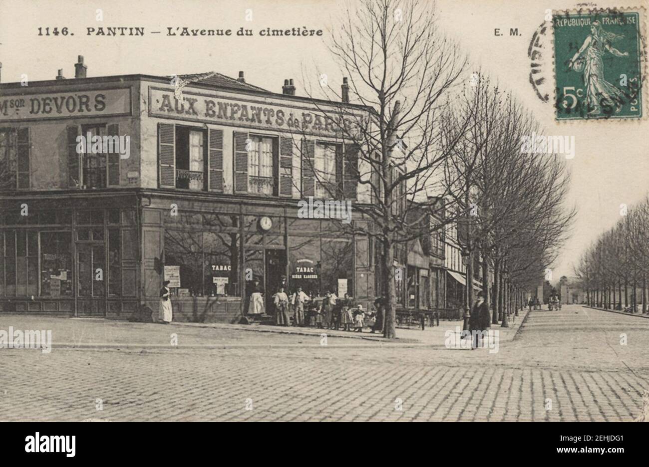 Pantin.Avenue du Cimetiere Stock Photo Alamy Pantin.Avenue du Cimetiere Stock Photo Alamy