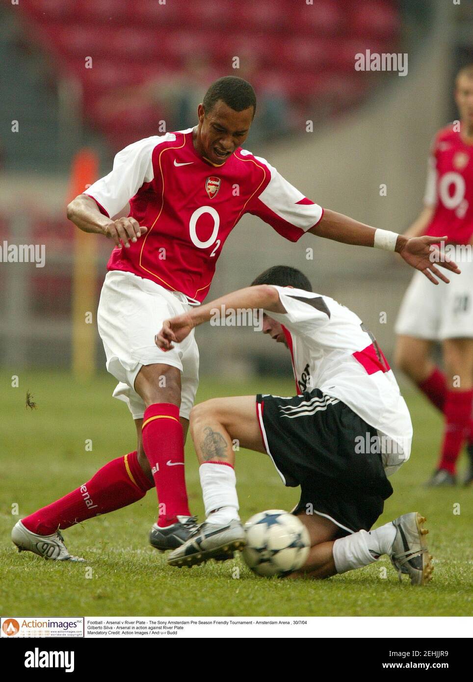 Football - Arsenal v River Plate - The Sony Amsterdam Pre Season Friendly Tournament - Amsterdam Arena , 30/7/04  Gilberto Silva - Arsenal in action against River Plate  Mandatory Credit: Action Images / Andrew Budd Stock Photo