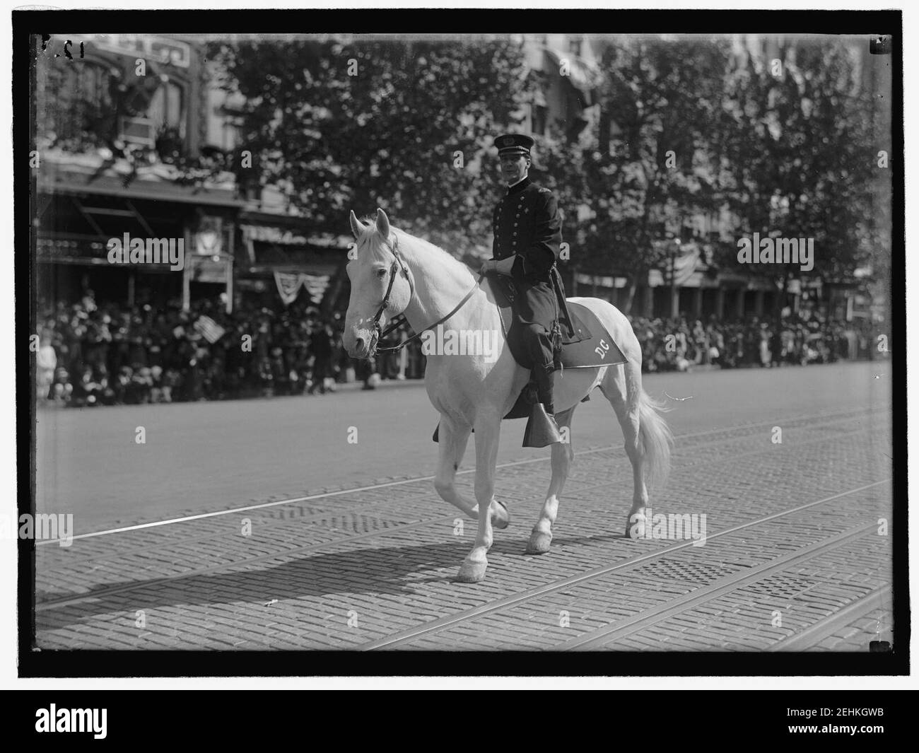 PARADE ON PENNSYLVANIA AVE Stock Photo Alamy