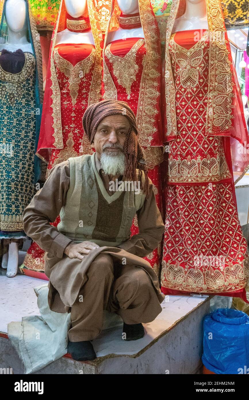 Shopkeeper, Hussain Aghai Bazar, Multan, Punjab, Pakistan Stock Photo