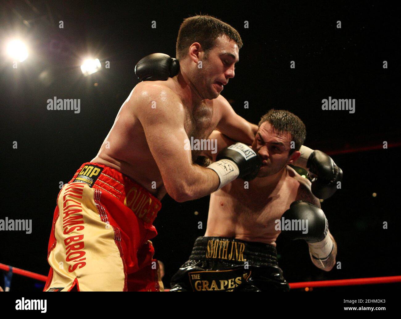 Tony quigley v paul smith hi-res stock photography and images - Page 2 -  Alamy