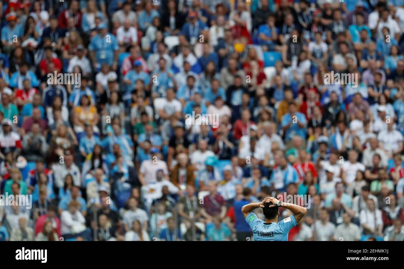 Soccer Football - World Cup - Quarter Final - Uruguay vs France - Nizhny Novgorod Stadium, Nizhny Novgorod, Russia - July 6, 2018  Uruguay's Luis Suarez looks dejected      REUTERS/Damir Sagolj Stock Photo