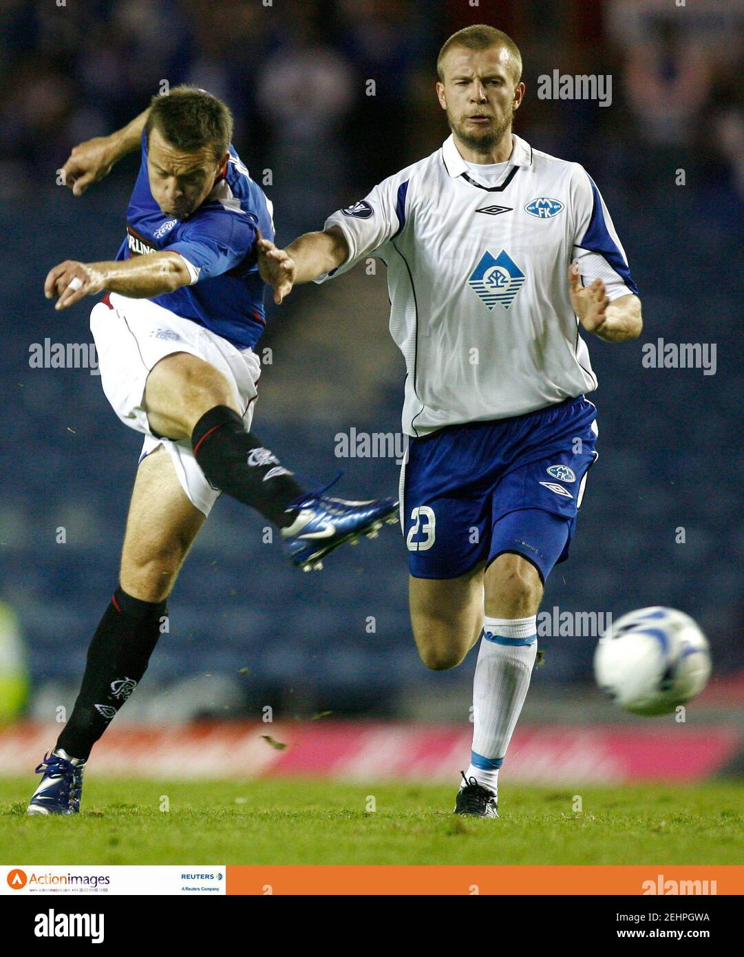 Molde fk stadium hi-res stock photography and images - Alamy