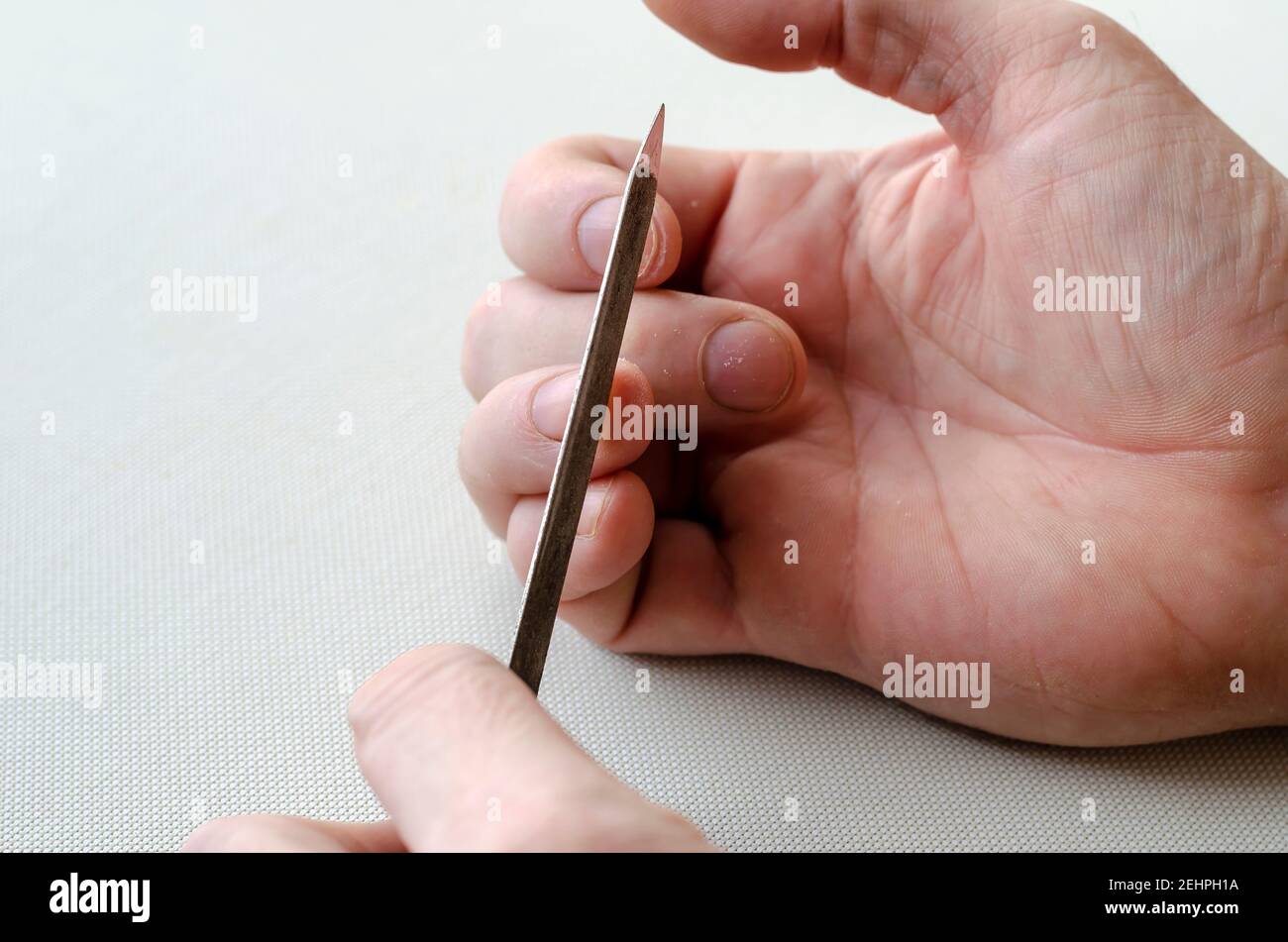Men manicure hi-res stock photography and images - Page 8 - Alamy