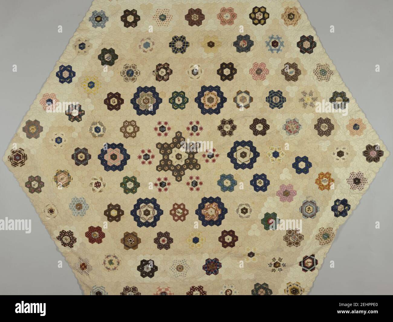 Patchwork cover hi-res stock photography and images - Alamy