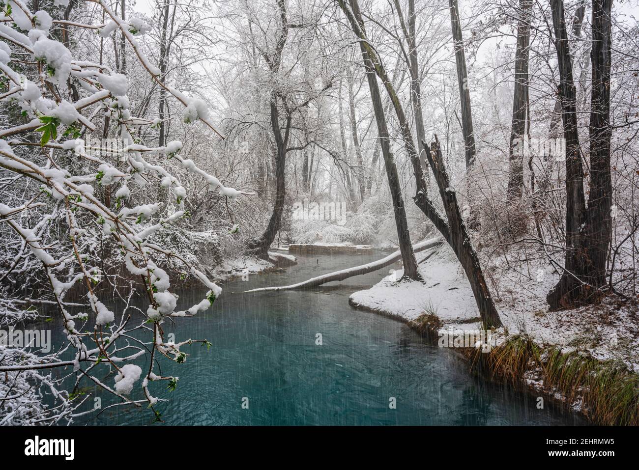 Hot sulfur springs in a snowy landscape. Sources of the Lavino, Maiella National Park, Abruzzo Stock Photo