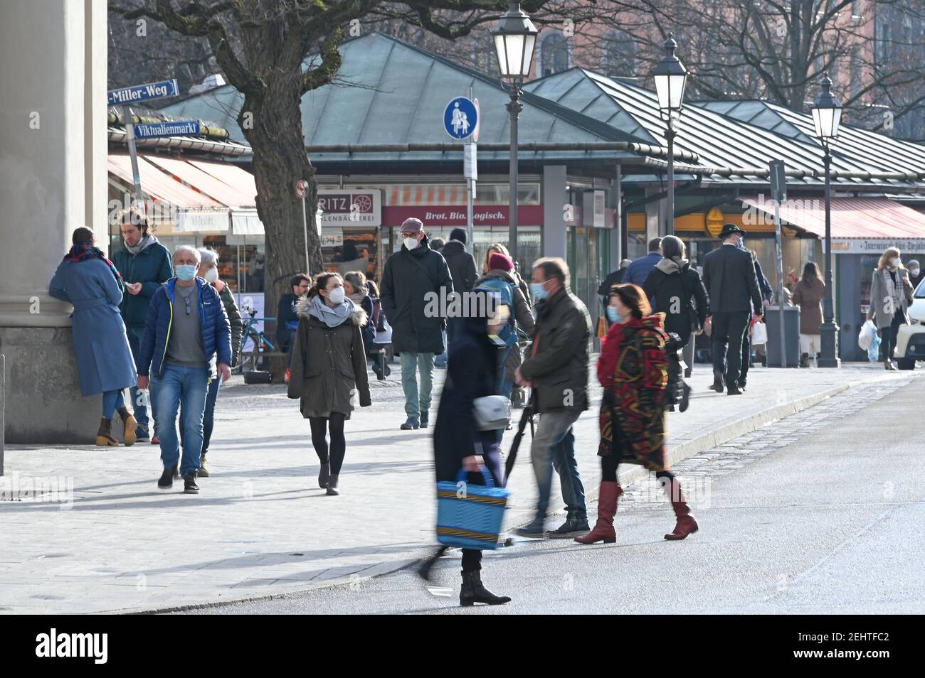 Mask requirement in the pedestrian zones and public places in Munich on