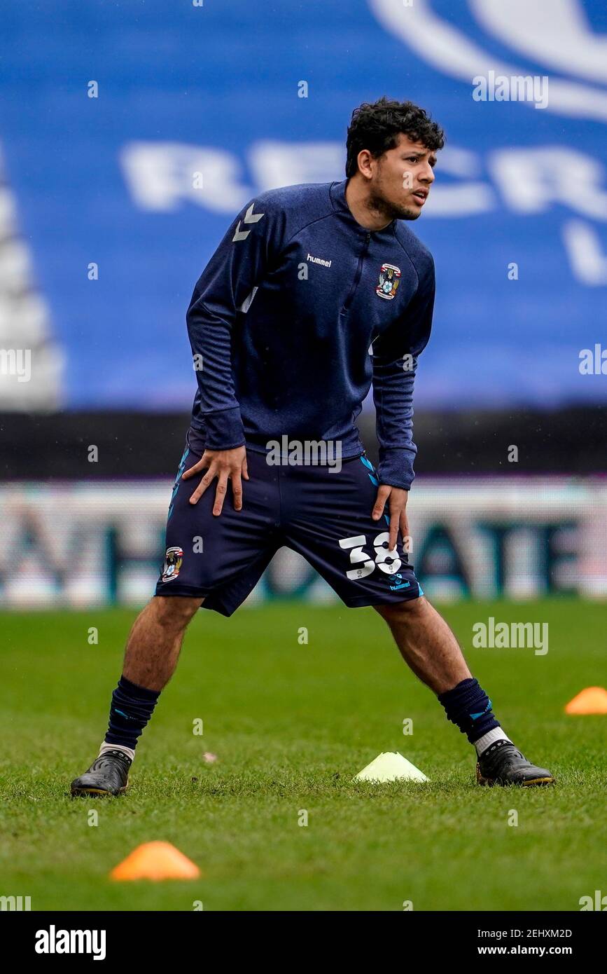 Coventry, UK. 20th February 2021; St Andrews Stadium, Coventry, West Midlands, England; English Football League Championship Football, Coventry City v Brentford; Max Haygarth of Brentford warms-up prior to the match Credit: Action Plus Sports Images/Alamy Live News Credit: Action Plus Sports Images/Alamy Live News Stock Photo