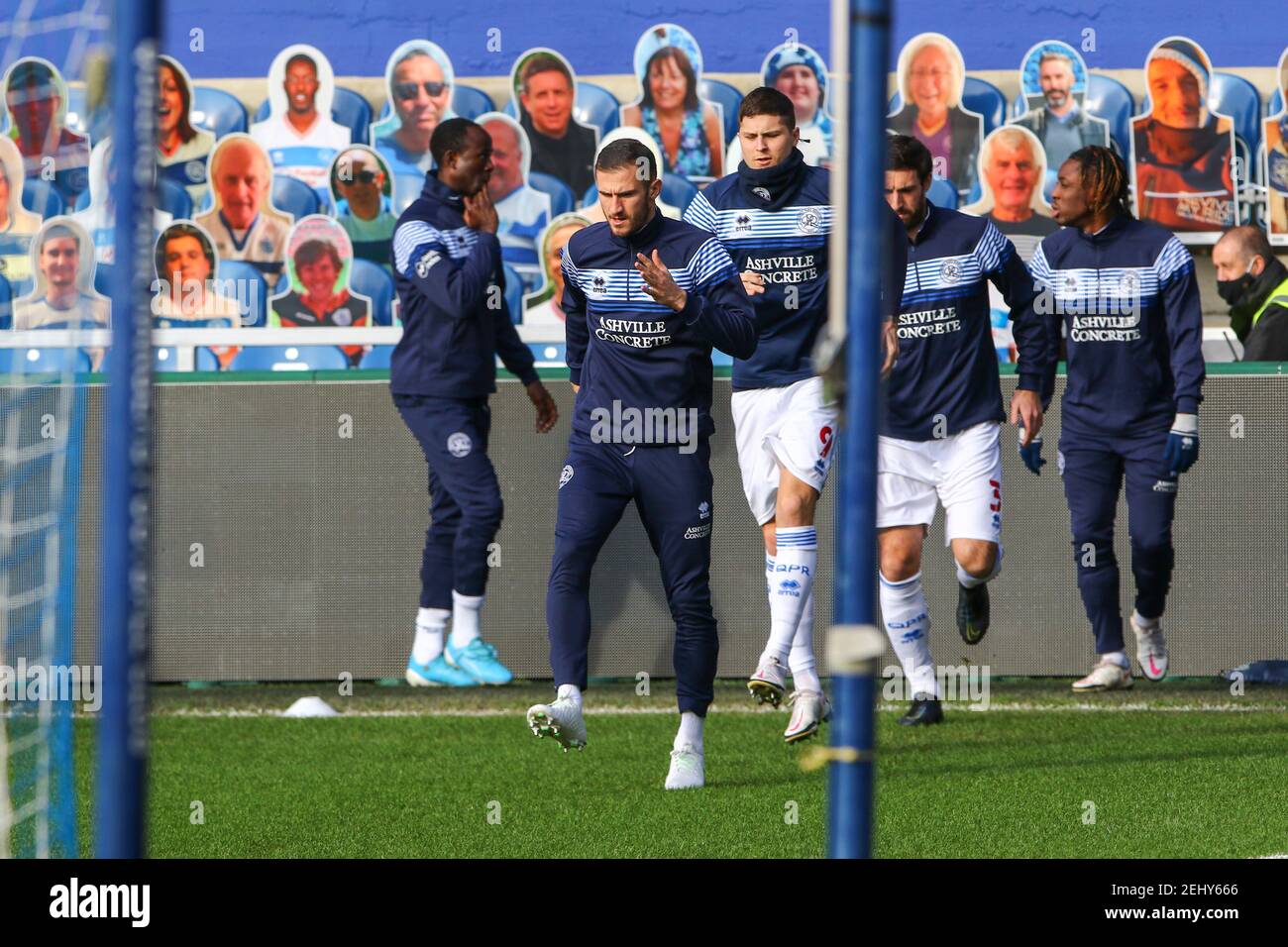 LONDON, ENGLAND. FEB 20TH   QPRs Dom Ball warms up before the Sky Bet Championship match between Queens Park Rangers and Bournemouth at Loftus Road Stadium, London on Saturday 20th February 2021. (Credit: Ian Randall | MI News) Stock Photo