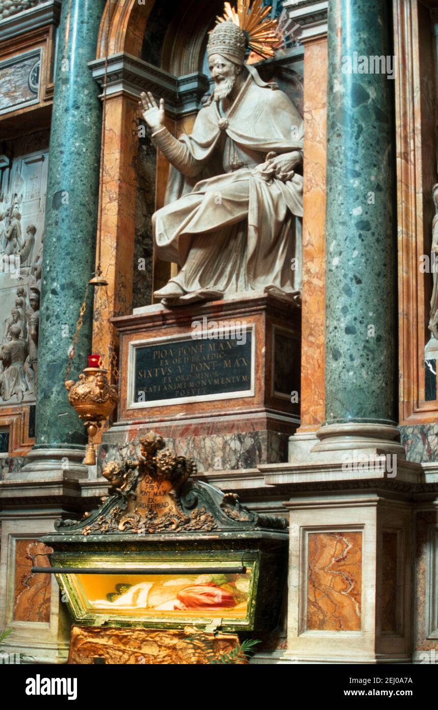 Rome Italy Santa Maria Maggiore Pope Pius V Tomb and Sculpture with with Lumachella Marble Columns Stock Photo