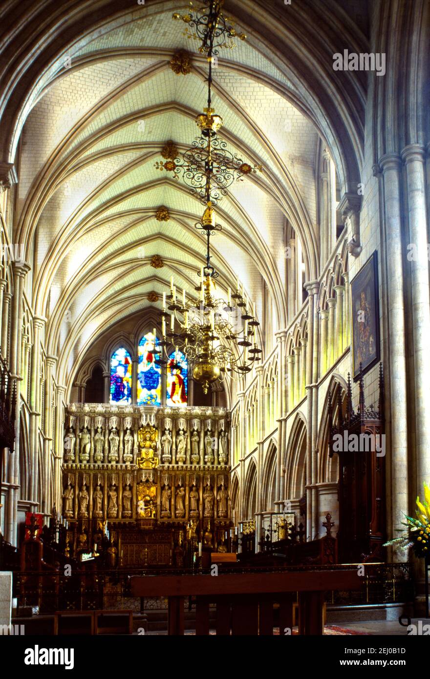 London England Southwark Cathedral Interior Vaulted Ceiling Stock Photo