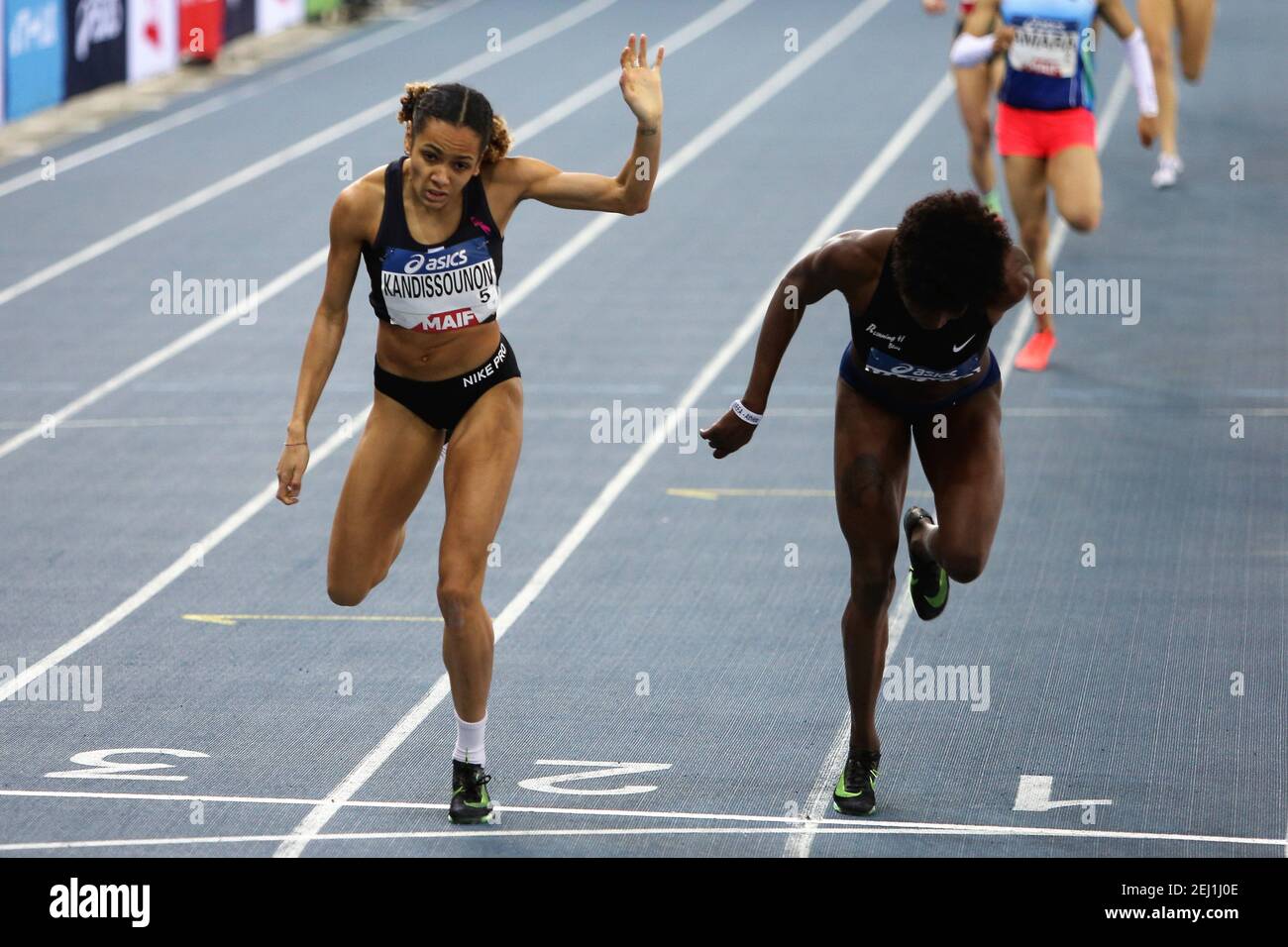 KANDISSOUNON Lena of Haute Bretagne Athletisme and YARIGO Noelie of Running  41 then Finale 800 m Women during the French Indoor Athletics Championships  2021 on February 20, 2021 at Stadium Miramas Metropole